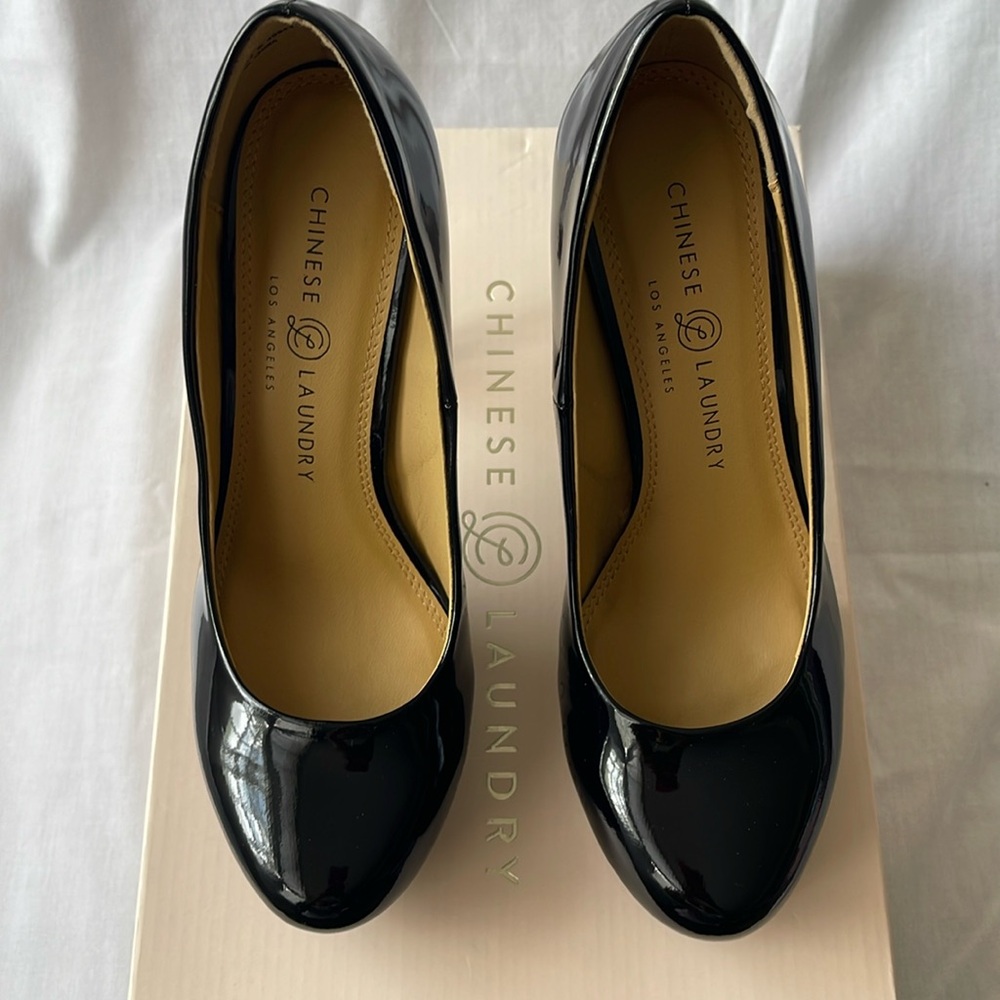 Chinese Laundry Black Heels